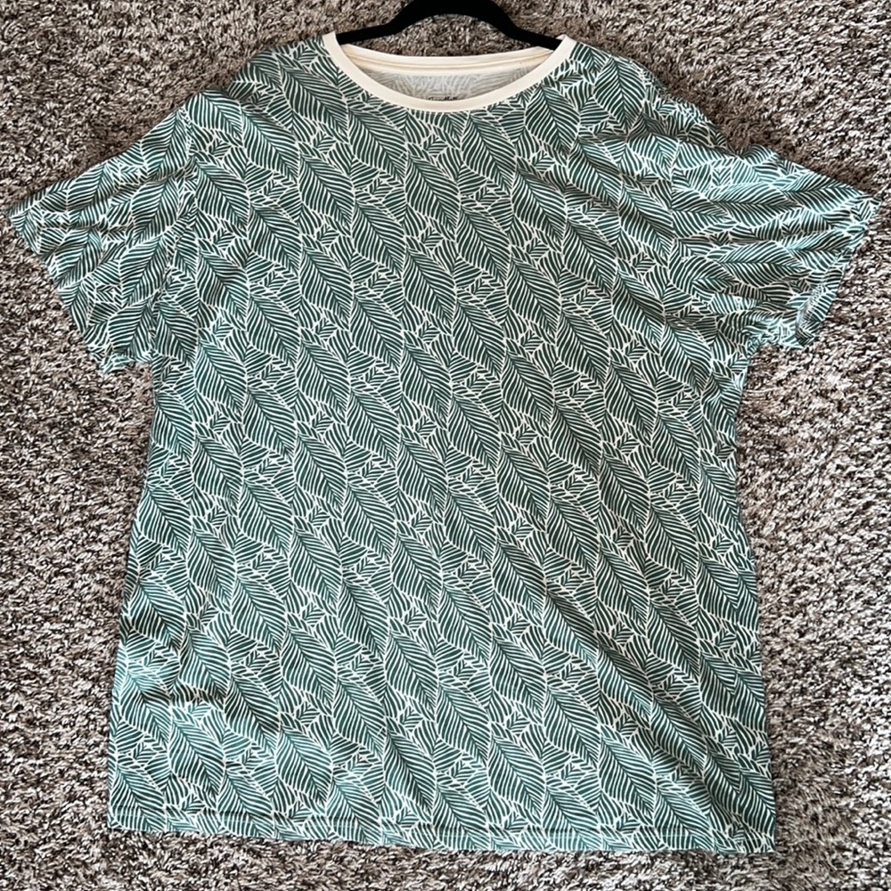 Good fellow & co summer T-shirt